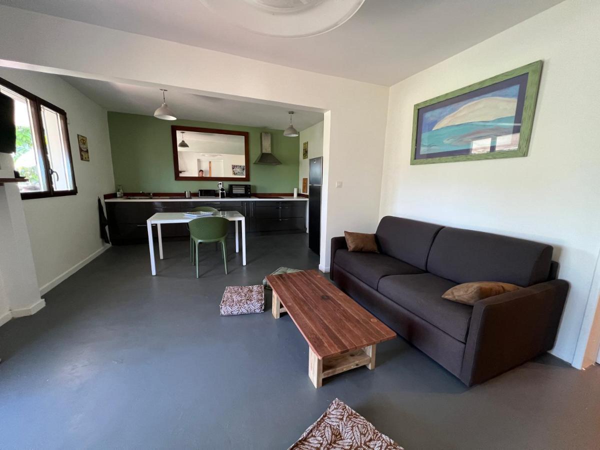 Appartement Avec Jacuzzi Et Vue Sur Le Golf レ・トロワ・イレ エクステリア 写真
